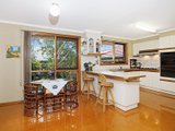 https://images.listonce.com.au/custom/160x/listings/168-heatherdale-road-vermont-vic-3133/541/00620541_img_04.jpg?3Me00uSo5bw