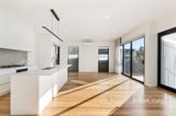 https://images.listonce.com.au/custom/160x/listings/168-st-james-road-heidelberg-vic-3084/797/01847797_img_03.jpg?LaVHjywihD4