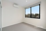 https://images.listonce.com.au/custom/160x/listings/168-st-james-road-heidelberg-vic-3084/797/01847797_img_07.jpg?61jrmUj0B38