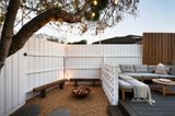 https://images.listonce.com.au/custom/160x/listings/169-bay-road-sandringham-vic-3191/259/01701259_img_18.jpg?o6CXysGxpOI