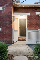 https://images.listonce.com.au/custom/160x/listings/169-edward-street-brunswick-vic-3056/154/01782154_img_22.jpg?vWMnwMA23Jw