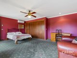 https://images.listonce.com.au/custom/160x/listings/169-howe-street-miners-rest-vic-3352/582/01576582_img_10.jpg?Fh11om7wFnQ