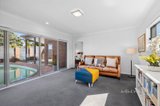 https://images.listonce.com.au/custom/160x/listings/16a-baird-street-castlemaine-vic-3450/055/01644055_img_05.jpg?g21N3F6Aspg