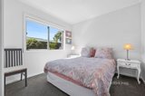 https://images.listonce.com.au/custom/160x/listings/16a-baird-street-castlemaine-vic-3450/055/01644055_img_08.jpg?YhQscBVedc8