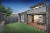 https://images.listonce.com.au/custom/160x/listings/16a-bareena-grove-doncaster-east-vic-3109/202/01480202_img_15.jpg?jVxpXFNg4cc