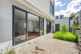 https://images.listonce.com.au/custom/160x/listings/16a-chippendale-court-templestowe-vic-3106/051/01628051_img_05.jpg?L5CXgK97IKc