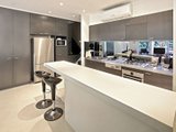 https://images.listonce.com.au/custom/160x/listings/16a-fawkner-street-st-kilda-vic-3182/350/01793350_img_05.jpg?vzJ4ZadgNvM