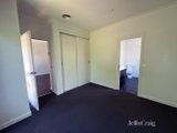 https://images.listonce.com.au/custom/160x/listings/16a-fraser-street-brunswick-vic-3056/590/01839590_img_05.jpg?k0gz4gAK-90