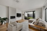 https://images.listonce.com.au/custom/160x/listings/16a-gladesville-drive-bentleigh-east-vic-3165/451/01974451_img_03.jpg?RGswsEwRE18
