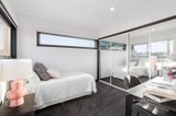 https://images.listonce.com.au/custom/160x/listings/16a-hunsford-avenue-notting-hill-vic-3168/158/01351158_img_10.jpg?KMLFIYvq-7A