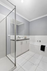 https://images.listonce.com.au/custom/160x/listings/16a-lade-avenue-kilsyth-vic-3137/872/01724872_img_10.jpg?YLLEixOPrNE