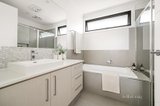 https://images.listonce.com.au/custom/160x/listings/16a-langrigg-avenue-edithvale-vic-3196/296/01720296_img_12.jpg?QcE8FEg5qpE