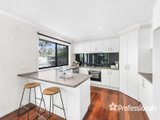 https://images.listonce.com.au/custom/160x/listings/16a-lockhart-court-kilsyth-vic-3137/907/01525907_img_07.jpg?fPX2dsvrSGo