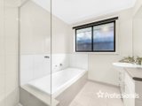 https://images.listonce.com.au/custom/160x/listings/16a-lockhart-court-kilsyth-vic-3137/907/01525907_img_12.jpg?K2WxeZ3JXrQ