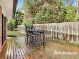 https://images.listonce.com.au/custom/160x/listings/16a-lockhart-court-kilsyth-vic-3137/907/01525907_img_16.jpg?gW0bk6XeJKQ