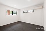 https://images.listonce.com.au/custom/160x/listings/16a-ross-pincott-drive-mooroolbark-vic-3138/088/01812088_img_05.jpg?hxGzQw6A-_o