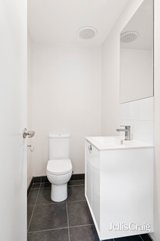 https://images.listonce.com.au/custom/160x/listings/16a-ross-pincott-drive-mooroolbark-vic-3138/088/01812088_img_10.jpg?RLDQCHtZCdM