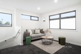 https://images.listonce.com.au/custom/160x/listings/16a-sunray-court-croydon-vic-3136/245/01727245_img_06.jpg?3CI8UFimeBQ