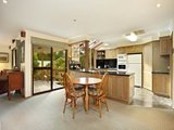 https://images.listonce.com.au/custom/160x/listings/16a-vista-avenue-ringwood-east-vic-3135/456/00620456_img_04.jpg?aKw9yrxizZU