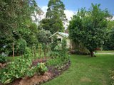 https://images.listonce.com.au/custom/160x/listings/16a-vista-avenue-ringwood-east-vic-3135/456/00620456_img_08.jpg?6DGVLMC5Yzk