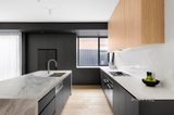 https://images.listonce.com.au/custom/160x/listings/16b-foster-avenue-glen-huntly-vic-3163/893/01705893_img_06.jpg?TFHnTS6JEeQ