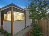 https://images.listonce.com.au/custom/160x/listings/16c-baldwin-avenue-montmorency-vic-3094/157/00705157_img_11.jpg?MsXXxTNF3BI