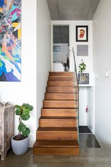 https://images.listonce.com.au/custom/160x/listings/16d-mollison-street-abbotsford-vic-3067/949/00658949_img_07.jpg?l4gRGgK9P18