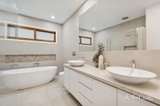 https://images.listonce.com.au/custom/160x/listings/17-19-delatite-court-warrandyte-south-vic-3134/682/01822682_img_15.jpg?YT_W9vvlohk