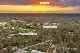 https://images.listonce.com.au/custom/160x/listings/17-19-delatite-court-warrandyte-south-vic-3134/682/01822682_img_26.jpg?tQwmjNulaLc