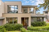 https://images.listonce.com.au/custom/160x/listings/17-8-seaton-court-mount-waverley-vic-3149/760/01751760_img_01.jpg?-eU4_wZHIkA
