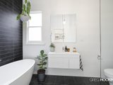 https://images.listonce.com.au/custom/160x/listings/17-agg-street-newport-vic-3015/763/01203763_img_08.jpg?AyOKZl-L5Mc