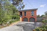 https://images.listonce.com.au/custom/160x/listings/17-albany-place-bulleen-vic-3105/863/01600863_img_01.jpg?HBTwLjE4dJY