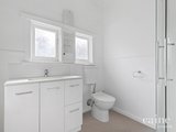 https://images.listonce.com.au/custom/160x/listings/17-alexandra-street-sebastopol-vic-3356/665/01576665_img_07.jpg?oKvHZLC8D2w