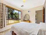 https://images.listonce.com.au/custom/160x/listings/17-alfreda-avenue-bulleen-vic-3105/917/00620917_img_05.jpg?juT6-8rlq9I