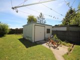 https://images.listonce.com.au/custom/160x/listings/17-banksia-road-wendouree-vic-3355/840/01575840_img_10.jpg?jTotJg7tVgs