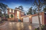 https://images.listonce.com.au/custom/160x/listings/17-baradine-terrace-donvale-vic-3111/952/01284952_img_01.jpg?wC5jn1J2s54