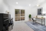 https://images.listonce.com.au/custom/160x/listings/17-baradine-terrace-donvale-vic-3111/952/01284952_img_08.jpg?mypnlsD3s1U