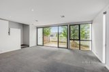 https://images.listonce.com.au/custom/160x/listings/17-bardaster-boulevard-chirnside-park-vic-3116/654/01313654_img_02.jpg?ARWEg8fehOQ