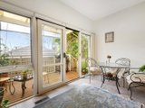 https://images.listonce.com.au/custom/160x/listings/17-bayley-grove-doncaster-vic-3108/834/01079834_img_04.jpg?ICvYQ1JCbQE