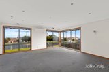 https://images.listonce.com.au/custom/160x/listings/17-beacon-point-road-clifton-springs-vic-3222/118/01943118_img_06.jpg?YCgp81s7E4A