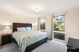 https://images.listonce.com.au/custom/160x/listings/17-blueberry-road-mooroolbark-vic-3138/084/01844084_img_06.jpg?_Q_EQLRCZoI