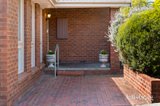 https://images.listonce.com.au/custom/160x/listings/17-blueberry-road-mooroolbark-vic-3138/084/01844084_img_15.jpg?Go_cmzstkoQ