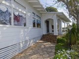 https://images.listonce.com.au/custom/160x/listings/17-brocka-avenue-belmont-vic-3216/302/01699302_img_01.jpg?jSEOVp-pv_E