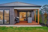 https://images.listonce.com.au/custom/160x/listings/17-carbery-way-lucas-vic-3350/138/01539138_img_13.jpg?0YKWbd_0g4g