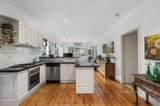 https://images.listonce.com.au/custom/160x/listings/17-carrington-street-hampton-east-vic-3188/986/01650986_img_04.jpg?aX3qYW1vNOc