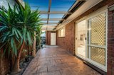 https://images.listonce.com.au/custom/160x/listings/17-carrum-street-malvern-east-vic-3145/351/00237351_img_07.jpg?fhHS2RziD8A