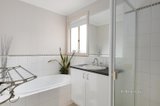 https://images.listonce.com.au/custom/160x/listings/17-cascades-view-yallambie-vic-3085/340/01726340_img_11.jpg?dXPz1BFz6bU