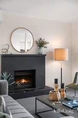 https://images.listonce.com.au/custom/160x/listings/17-cathies-lane-wantirna-south-vic-3152/662/01935662_img_03.jpg?omzqOdFL7mM