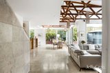 https://images.listonce.com.au/custom/160x/listings/17-cavell-court-beaumaris-vic-3193/437/01900437_img_02.jpg?JhnEhbS1f8E