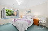 https://images.listonce.com.au/custom/160x/listings/17-caversham-drive-mornington-vic-3931/678/01647678_img_09.jpg?H6VFETfLe-I